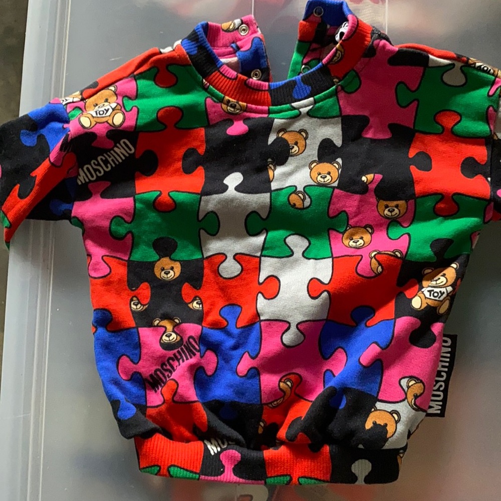 Infant Moschino Sweatshirt size 9-12 months .